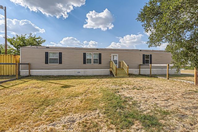 517 Crossroads DR, Dale, TX 78616