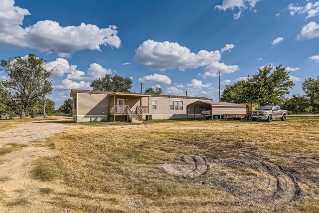 517 Crossroads DR, Dale, TX 78616