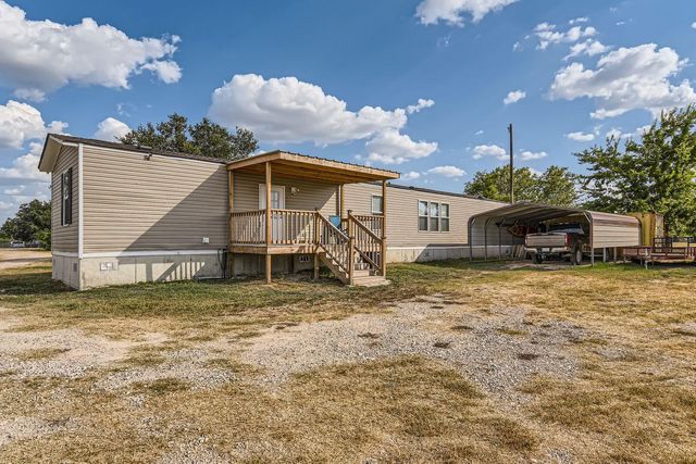 517 Crossroads DR, Dale, TX 78616