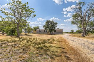 517 Crossroads DR, Dale, TX 78616