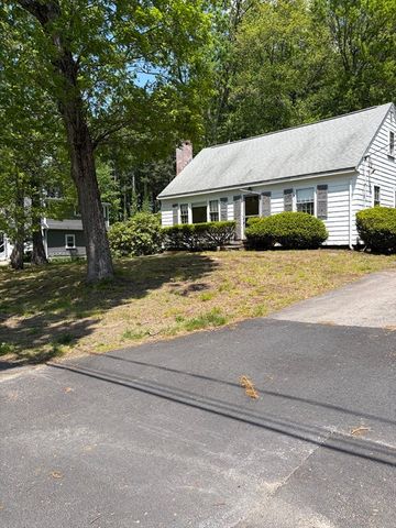 49 Alton St, Walpole, MA 02081