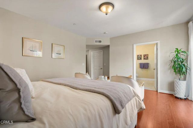 616 S Wilton Place 203, Los Angeles, CA 90005