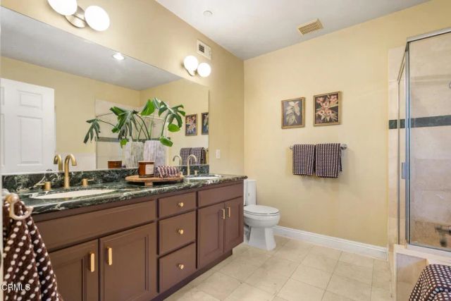 616 S Wilton Place 203, Los Angeles, CA 90005