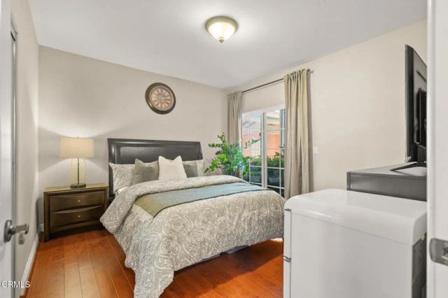 616 S Wilton Place 203, Los Angeles, CA 90005
