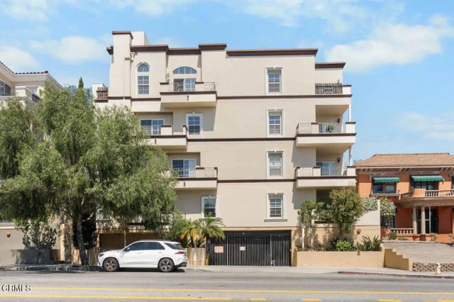 616 S Wilton Place 203, Los Angeles, CA 90005
