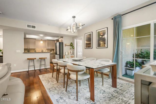 616 S Wilton Place 203, Los Angeles, CA 90005