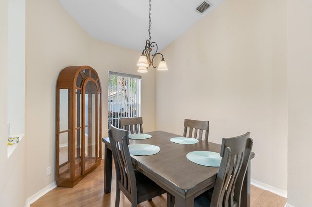 6402 Park Lake Circle, Boynton Beach, FL 33437