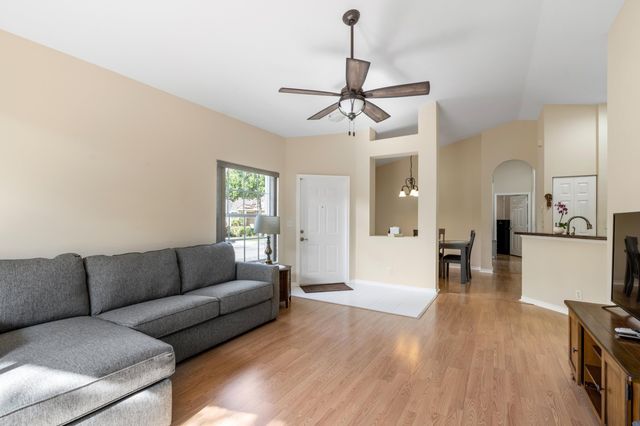 6402 Park Lake Circle, Boynton Beach, FL 33437