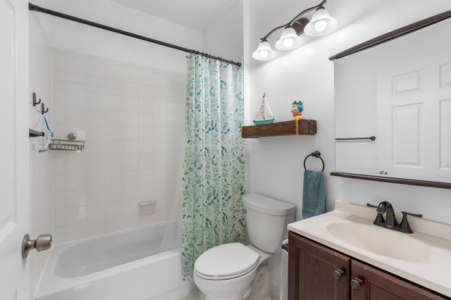 6402 Park Lake Circle, Boynton Beach, FL 33437