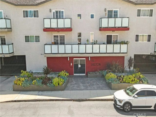525 S Shelton Street 205, Burbank, CA 91506