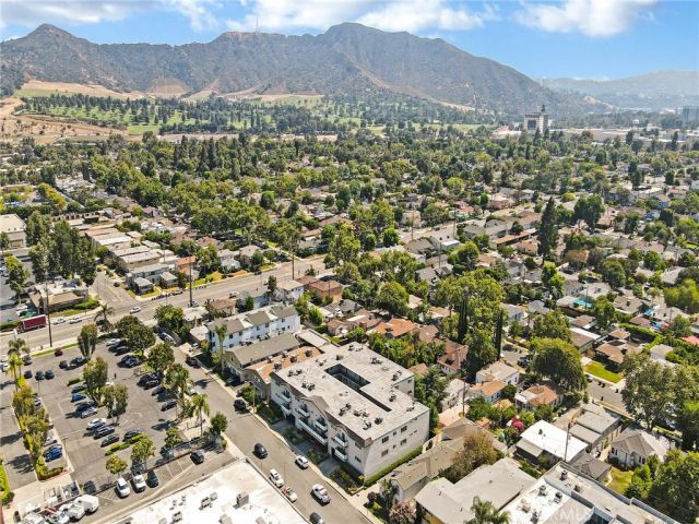 525 S Shelton Street 205, Burbank, CA 91506