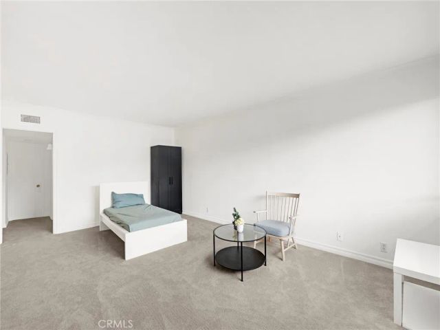 525 S Shelton Street 205, Burbank, CA 91506