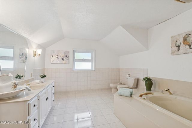 3447 Kingsgate Road, Toledo, OH 43606