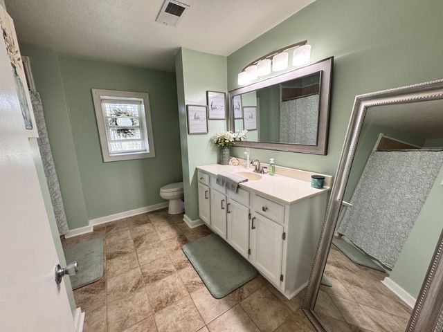 1465 Turnipseed Rd, Ashland City, TN 37015