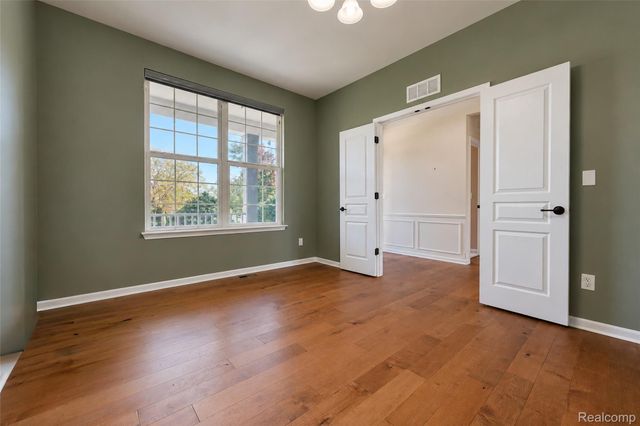 1696 S Pennfield Lane, Canton Charter Township, MI 48188