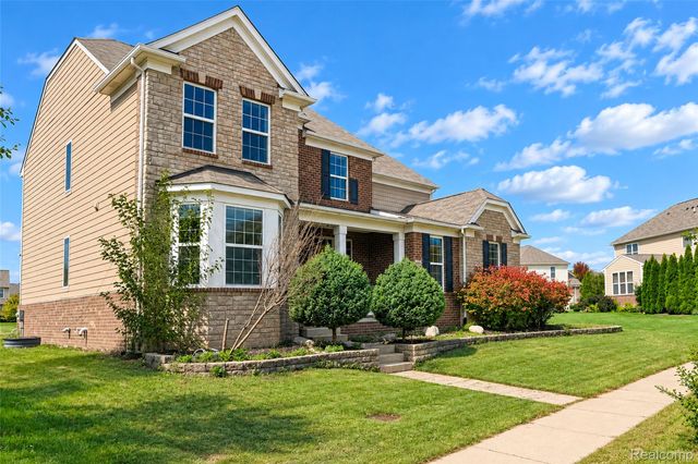 1696 S Pennfield Lane, Canton Charter Township, MI 48188
