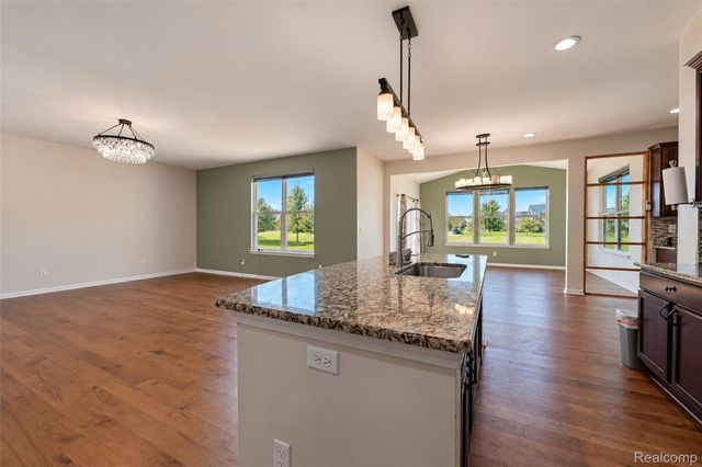 1696 S Pennfield Lane, Canton Charter Township, MI 48188