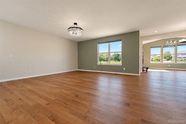 1696 S Pennfield Lane, Canton Charter Township, MI 48188