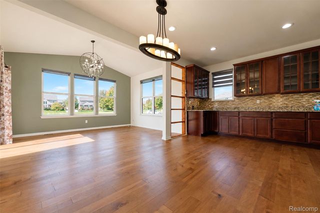 1696 S Pennfield Lane, Canton Charter Township, MI 48188