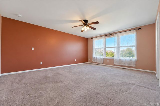 1696 S Pennfield Lane, Canton Charter Township, MI 48188