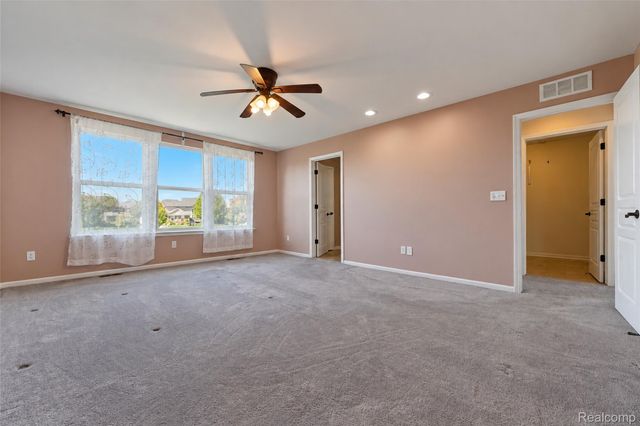 1696 S Pennfield Lane, Canton Charter Township, MI 48188