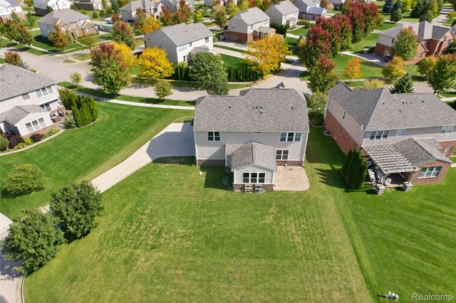 1696 S Pennfield Lane, Canton Charter Township, MI 48188