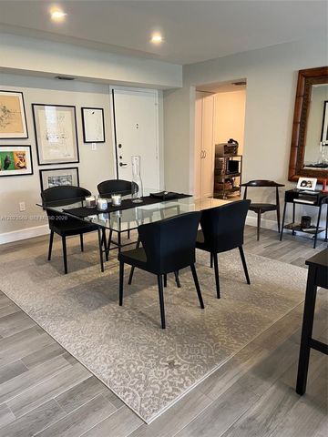 1400 Saint Charles Pl 323, Pembroke Pines, FL 33026