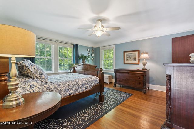 3614 Edgevale Road, Ottawa Hills, OH 43606