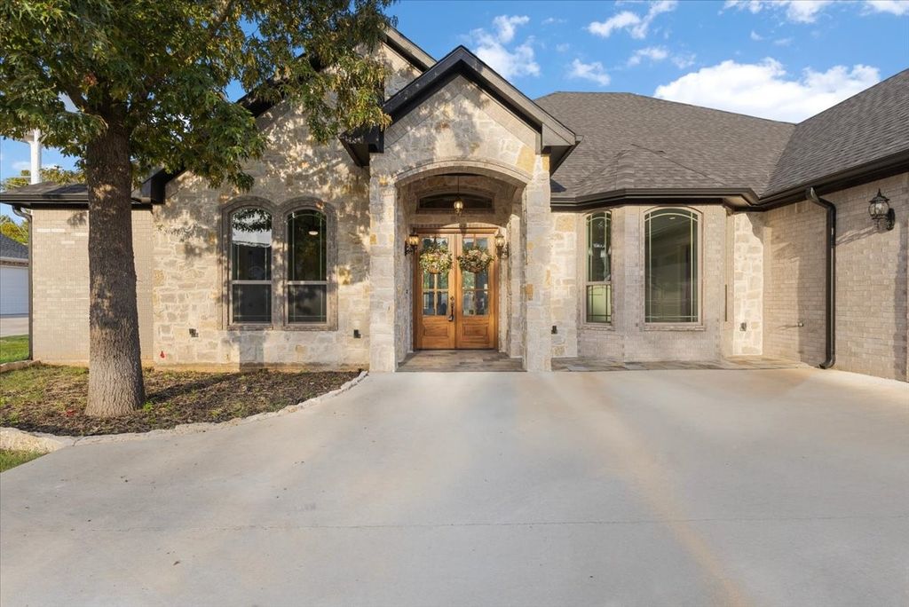 93 Ryder Cup Trail, Hideaway, TX 75771