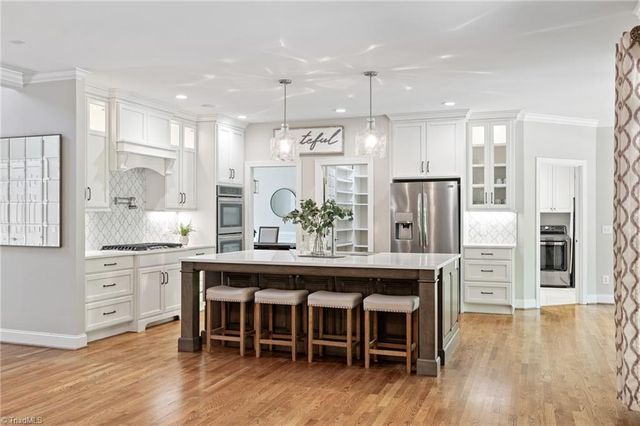 350 Abbotts Crossing, High Point, NC 27265