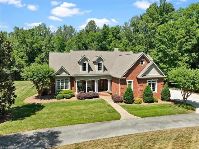 350 Abbotts Crossing, High Point, NC 27265