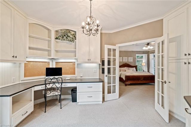 350 Abbotts Crossing, High Point, NC 27265