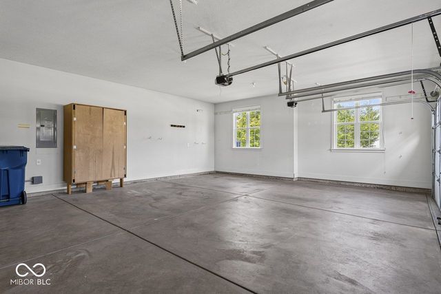 3579 Sugar Pine Lane, Zionsville, IN 46077