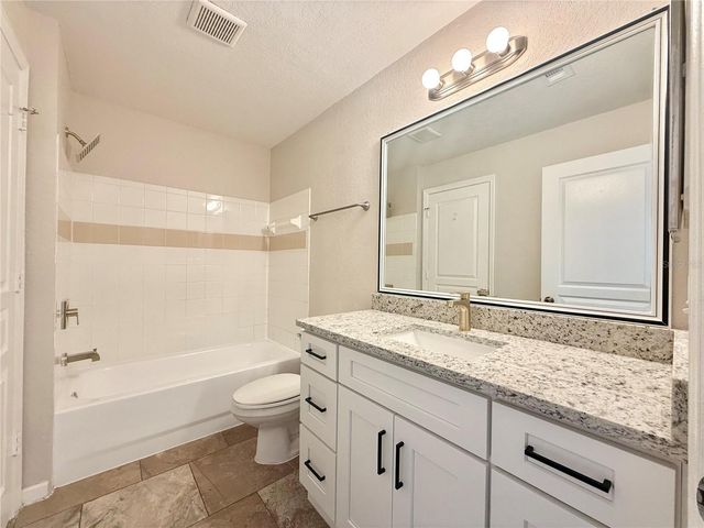 17114 CARRINGTON PARK DRIVE 207, Tampa, FL 33647