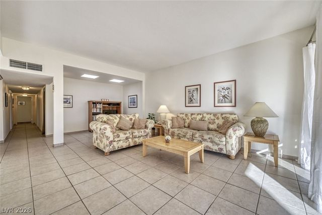 3464 Pino Circle, Las Vegas, NV 89121