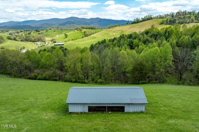 4861 Dry Hill Road, Butler, TN 37640