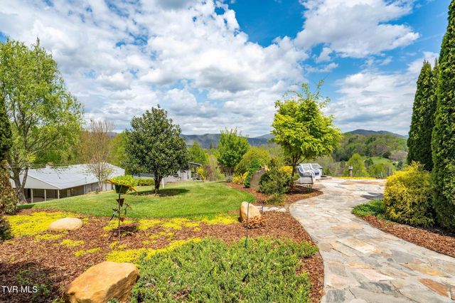 4861 Dry Hill Road, Butler, TN 37640