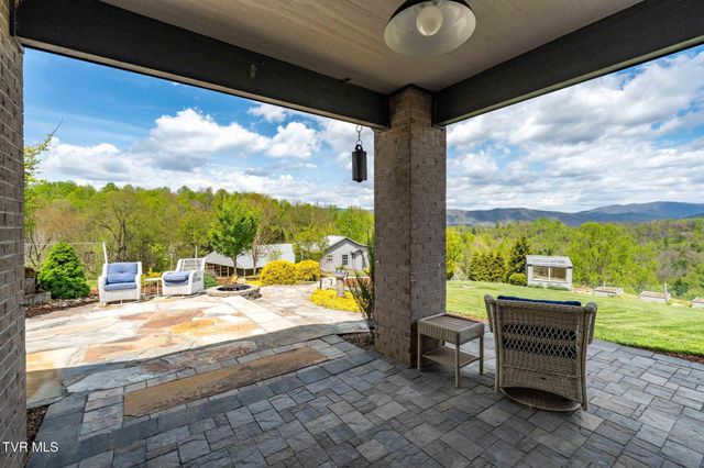 4861 Dry Hill Road, Butler, TN 37640