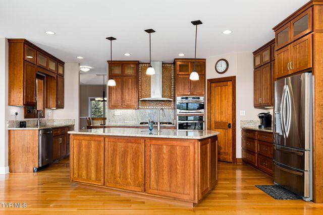 4861 Dry Hill Road, Butler, TN 37640