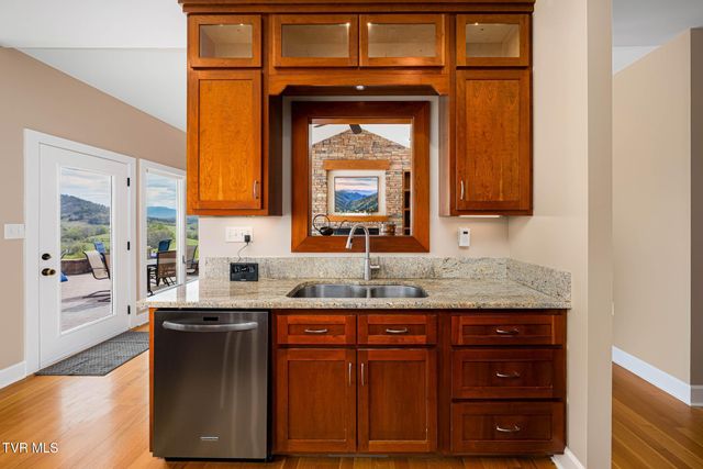 4861 Dry Hill Road, Butler, TN 37640