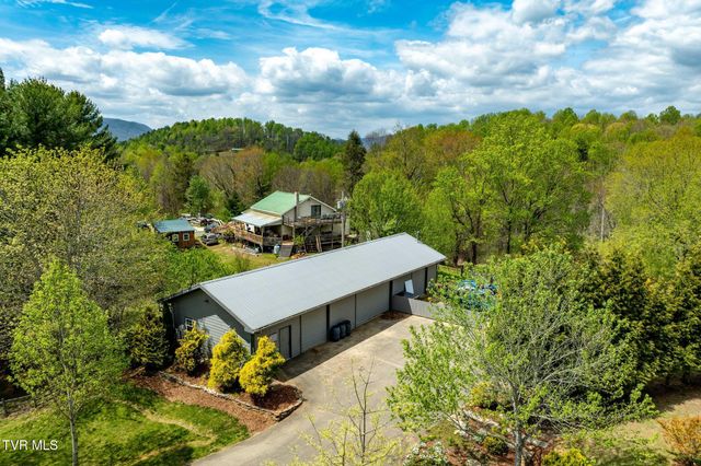 4861 Dry Hill Road, Butler, TN 37640