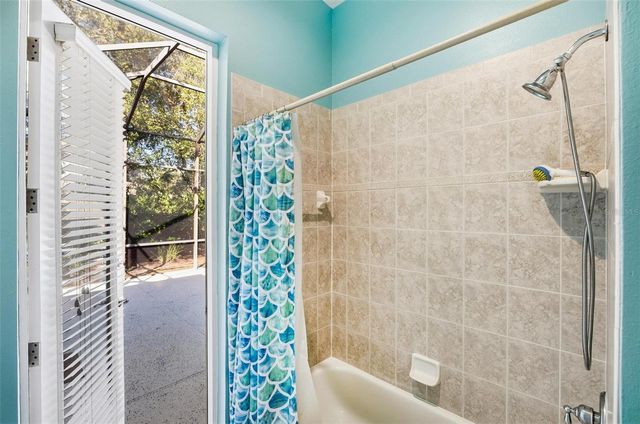 23 N VILLAGE PARKWAY, Palm Coast, FL 32137