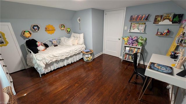 7513 Greenlawn Drive, Summerfield, NC 27358