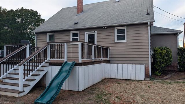 7513 Greenlawn Drive, Summerfield, NC 27358