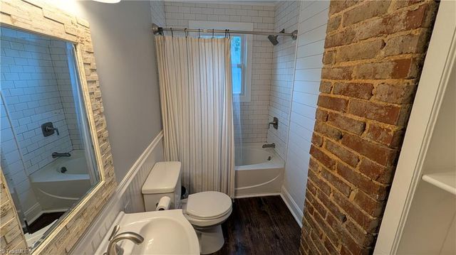 7513 Greenlawn Drive, Summerfield, NC 27358