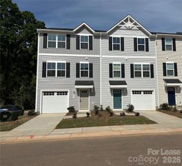 8038 Sinnet Place, Charlotte, NC 28269
