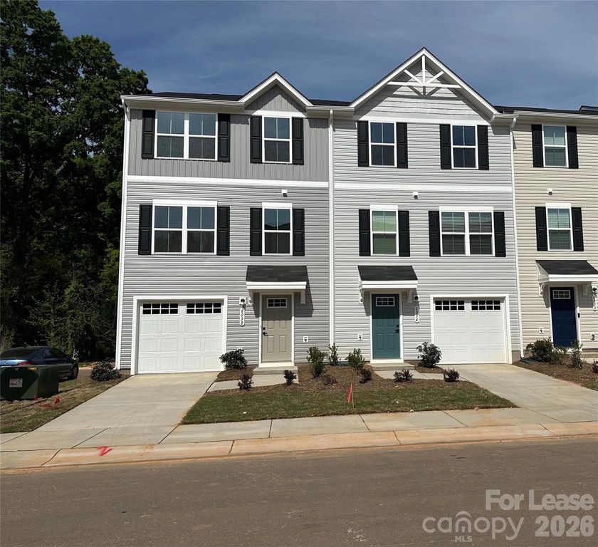 8038 Sinnet Place, Charlotte, NC 28269