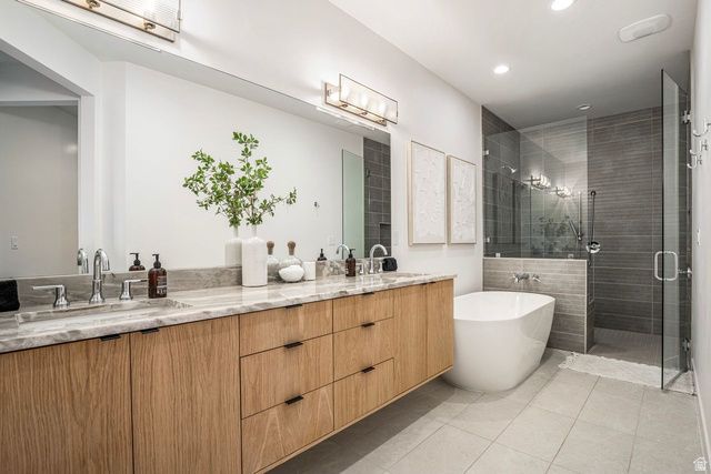 1491 W SHINNECOCK DR, St. George, UT 84770