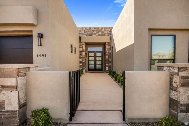 1491 W SHINNECOCK DR, St. George, UT 84770