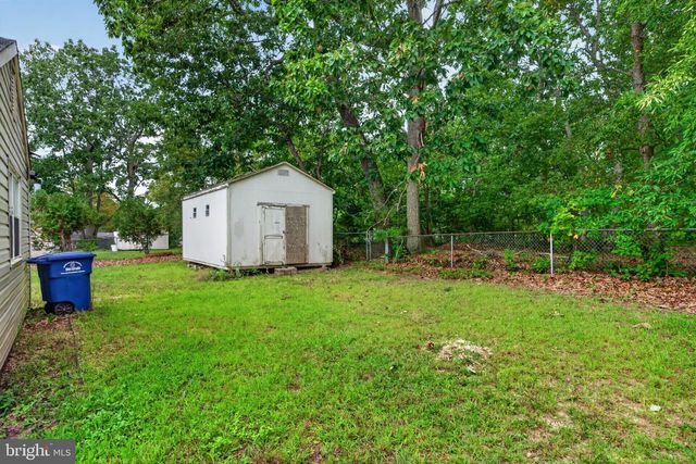 14 SCAMMELL DR, Browns Mills, NJ 08015